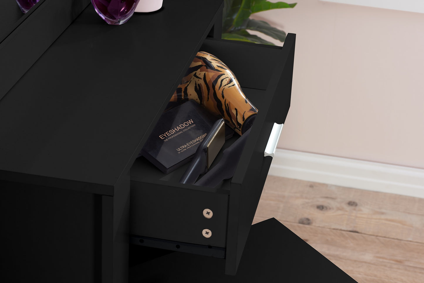 Dressing Table with Mirror
