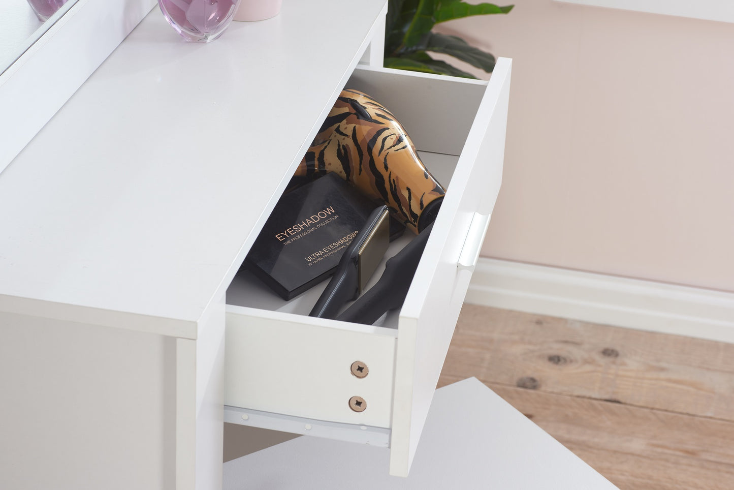 Dressing Table with Mirror