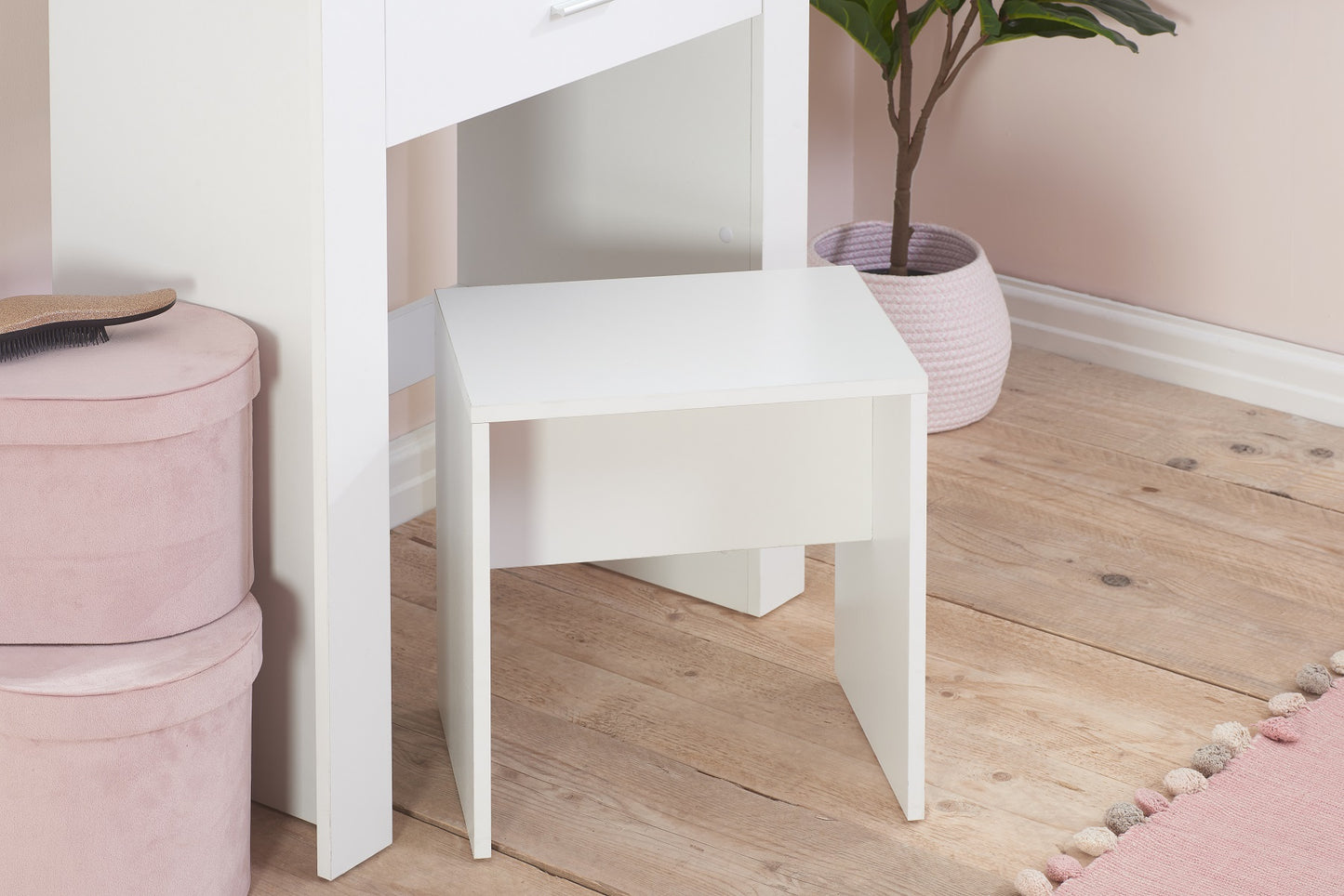 Dressing Table with Mirror