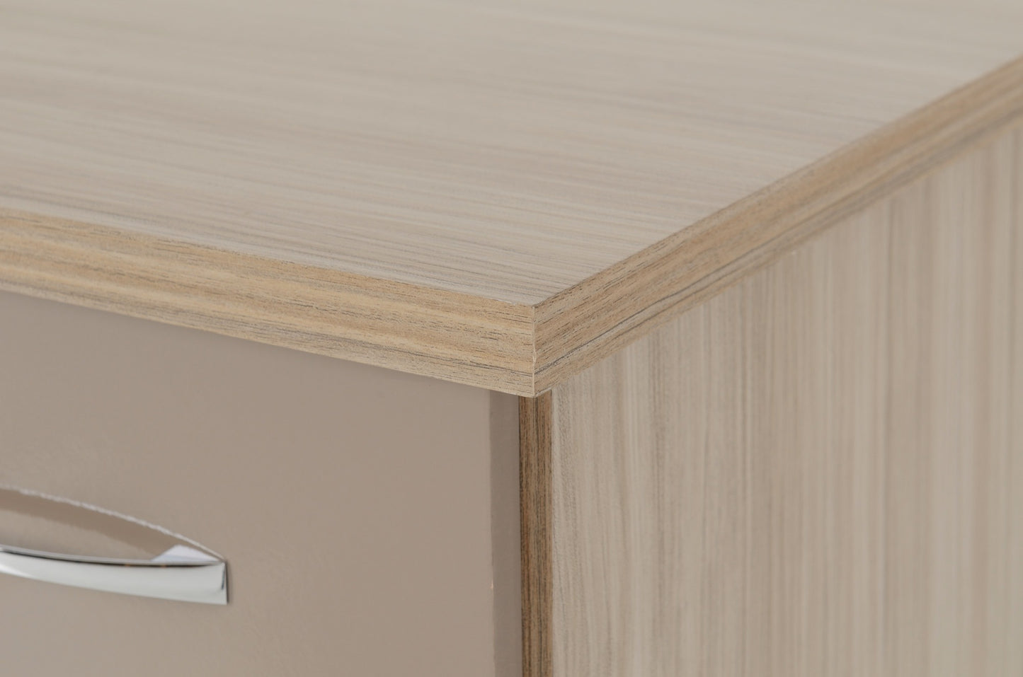 Nevada 3 Drawer Bedside Chest