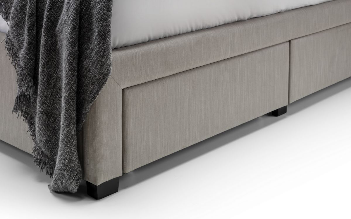 4 Drawer Bed