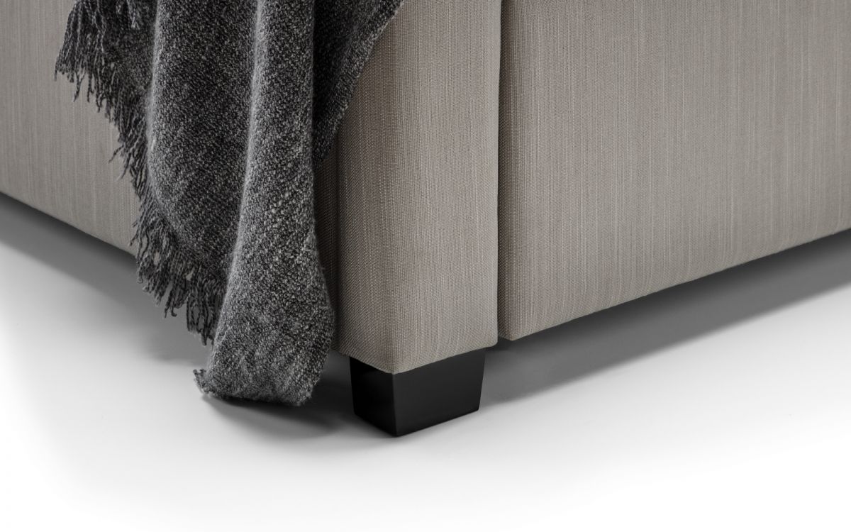 4 Drawer Bed