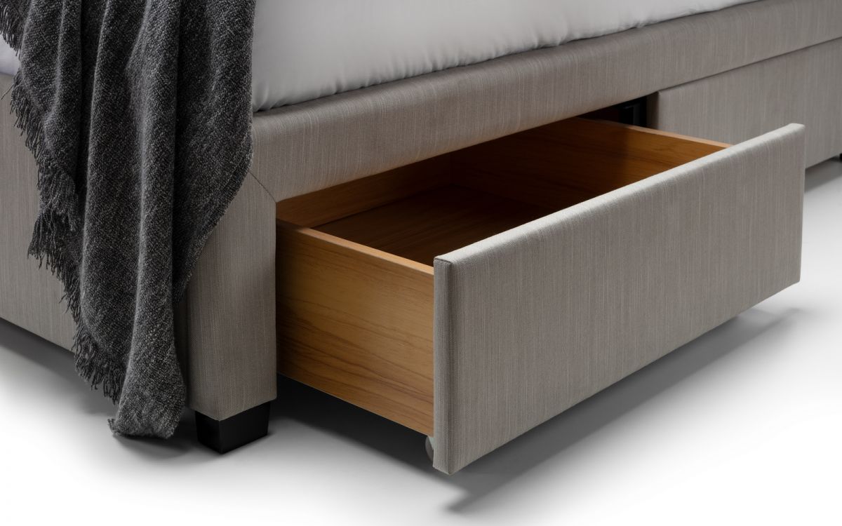 4 Drawer Bed