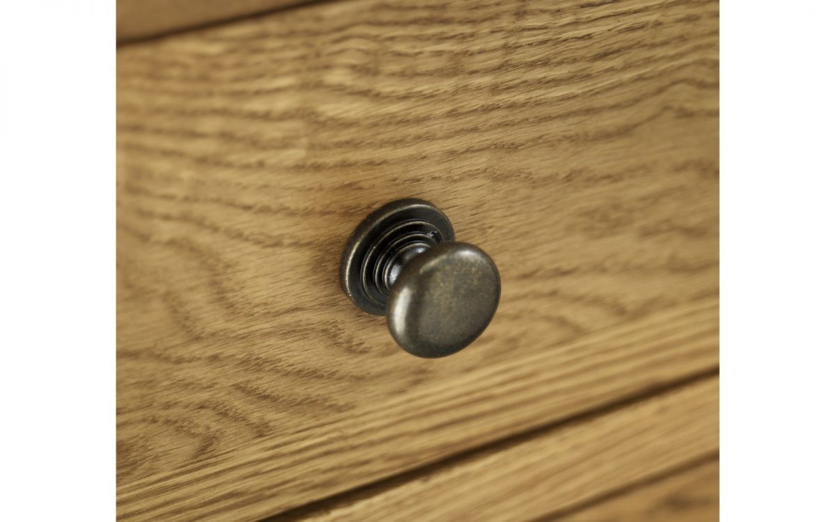 Dresssing Table