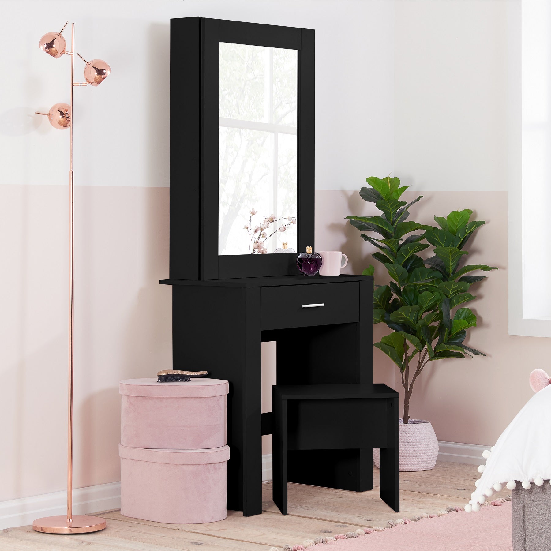 Dressing Table with Mirror