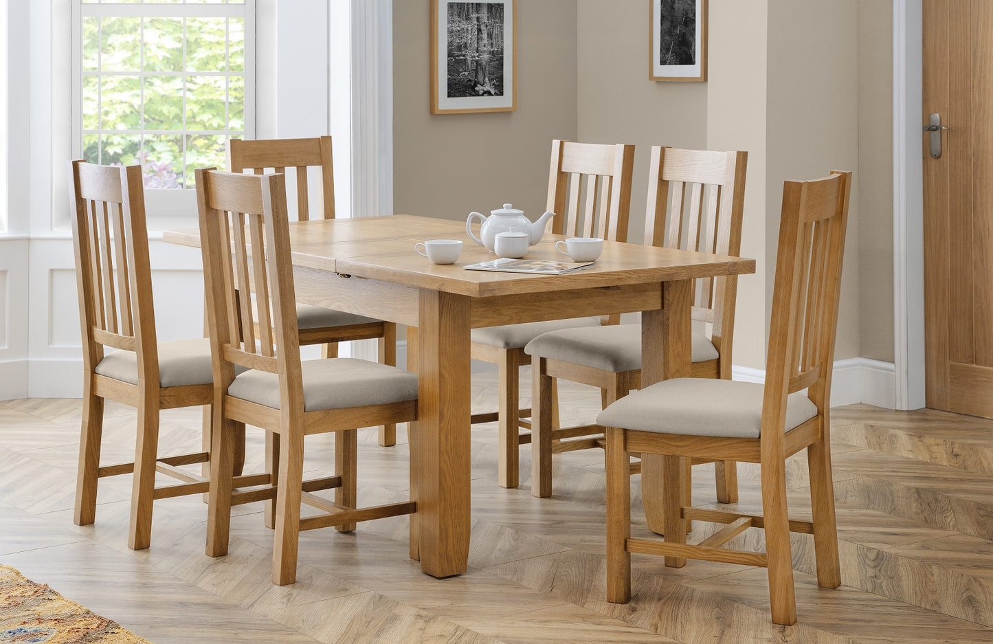 Extending Dining Table & Chairs